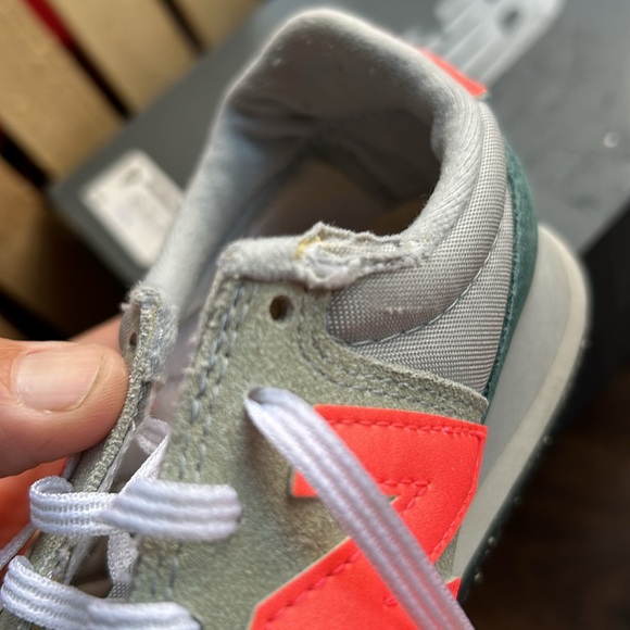 New Balance 420 sneakers - Picture 3 of 3